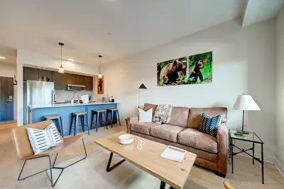 Image de The Bear Den in Downtown Bozeman: Penthouse With Mountain Views