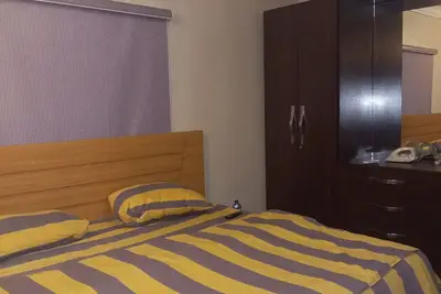 Image de Tastefully Furnished 3-Bedroom Apartment