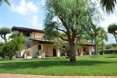 Image de Borgo Dei Normanni, independent apartments surrounded by a beautiful garden