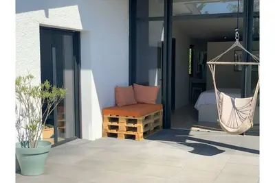 Image de Villa familiale centre bourg sur 2500m² paysager