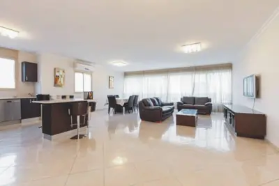 Image de Netanya, Sublime appartement, 4 pièces, Dizzengof,