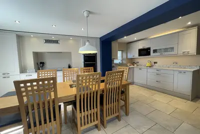 Image de Bridge House -  a house that sleeps 8 guests  in 4 bedrooms