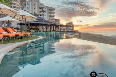 Image de Near Marina- 5 Star Beach Resort- 3, 000 sf Penthouse Suite! - Pga Golf Access