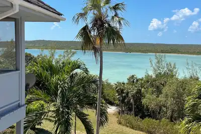 Image de Waterfront Home on Exclusive Windermere Island, Club w/Pool, Tennis, Gym