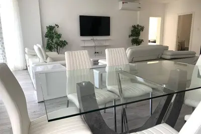 Image de New Luxury Golf Apartment