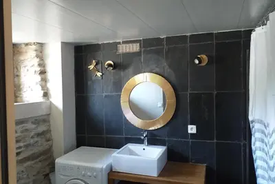 Image de Pasivetat - Maison en pierre au cœur de la nature