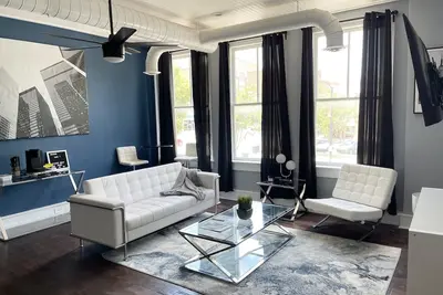 Image de Modern Downtown Loft- Free Parking