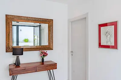 Image de Exquisite design villa directly at the bach