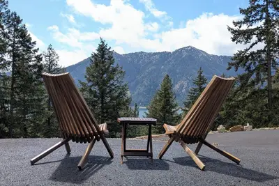 Image de Modern Bear Den Lake Cabin - 2-bedroom -6 beds- Ac, WiFi, Hiking, Hot Tub, Sun