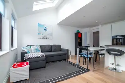Image de GuestReady - Maison moderne à Battersea pour 4!
