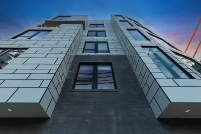 Image de Modern One Bedroom w Roof Acess