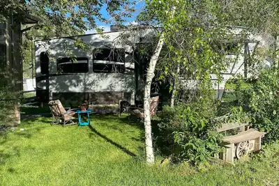 Image de Glamping at its finest. Close to river and amenities. 45min from Jackson, Wy