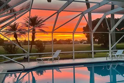 Image de Stunning 4 Br Pool Home Close to Horse Shows and Polo! Weekly rental.