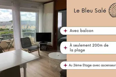 Image de Bleu Salé : F2 avec balcon, à 200m de la plage