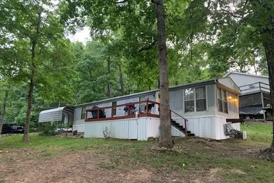 Image de Nice weekend lake retreat! ! ! Only minutes from the boat dock! !