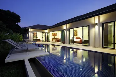 Image de Ruby Villa: 3 chambres, piscine privée Villa, près de Nai Harn Beach, femme de ménage et cuisiner