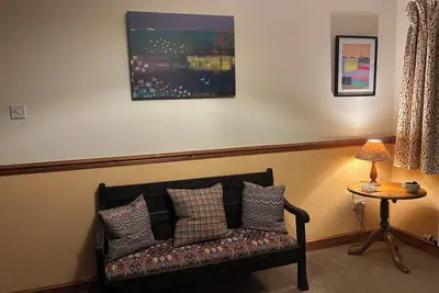 Image de The Old Farmhouse, Family-Friendly Stay on a Peaceful Organic Farm (Sleeps 8)