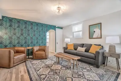 Image de Pikes Charm! Apartment w/ Arcade, Bbq & Fire Pit