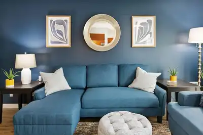 1-bedroom apartment, 4-minute drive to T-Mobile Park