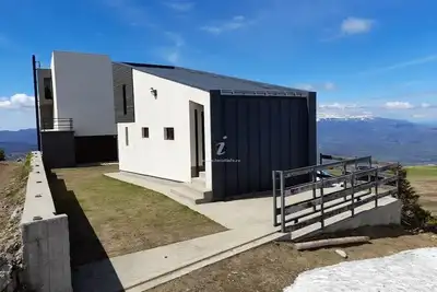 Image de Unique Mountain Cabin