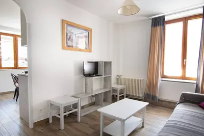 Image de Appartement 3 pièces Sud-Est pour 6-8 personnes avec Wifi