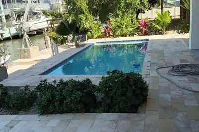 Image de Large Waterfront Home with 80 ft Dockage and Boat Lift with Pool In Islamorada