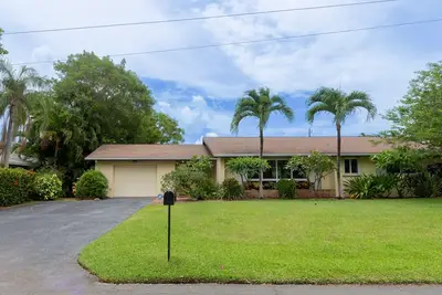 Image de Florida Oasis w/ Pool Near Beach & Atlantic Ave