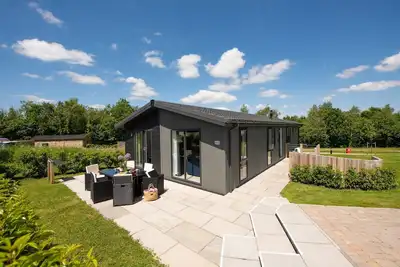 Image de Buttercup Lodge, 33 Roadford Lake Lodges