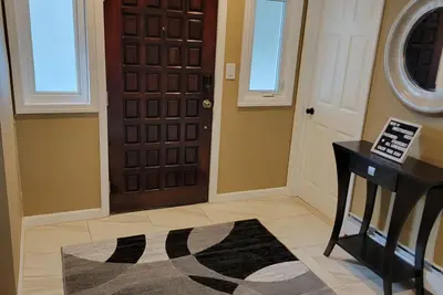 Image de Walking Distance to Nautical Mile