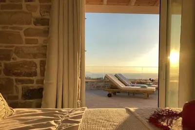 Image de Breathtaking view, sea view, sunset & underfloor heating.