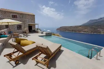 Image de Villa Athina with private pool in exposed position over the sea, Peloponnese