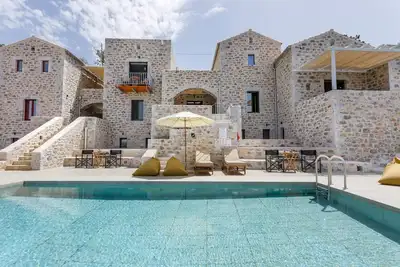 Image de Villa Ermis with shared pool in exposed position over the sea, Peloponnese