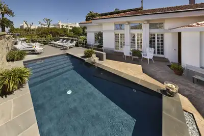 Image de Sorrento Holidays – Villa Pearl - Luxury in Sorrento - private pool - 6 bedrooms