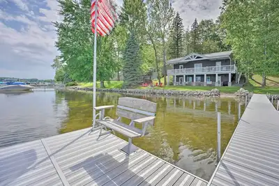 Image de Coldwater Family Retreat w/ Boat Dock & Grill!