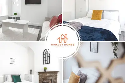 Image de Newly renovated 4bed - Free parking - City Links