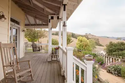 Image de Luxurious San Francisco Bay Area Hills Retreat