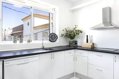 Image de 3 Bedroom Ground Floor With Private Garden