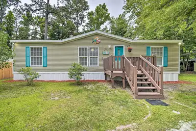 Image de Charming Supply Home < 2 Mi to Holden Beach!