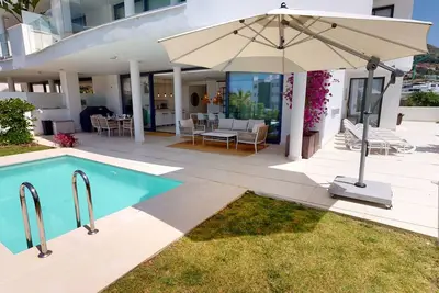 Image de Higuerón West Iii - Luxury Ground Floor Private Po