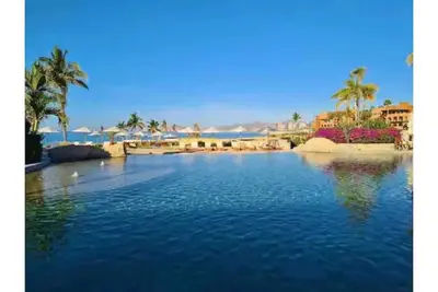 Image de Luxury One Bedroom Suite w/ Ocean View