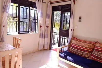 Private one bedroom apartment in Bukasa/Muyenga/ Wifi available