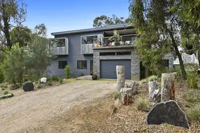 Image de Fairhaven Retreats I Modern Home I Walk to Beach