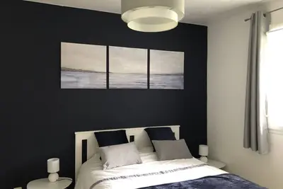 Image de Appartement F2, calme et élégant dans résidence avec piscine