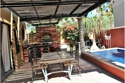 Spacious, steps to the beach, Casa Isla Del Carmen