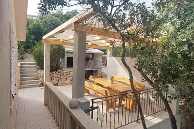 Image de Appartement d'une chambre prés de la plage Milna, Vis (A-8917-d)