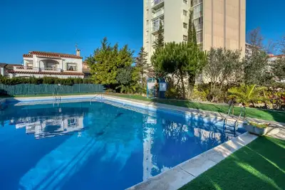 Image de Pentthouse Avec Vues Avec Accès à la Piscine Comunautaire Dans Quartier Calme