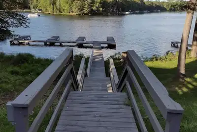 Image de New Spacious Northwoods Lakefront Getaway