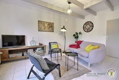 Image de La balançoire - Saint Jean Kerdaniel