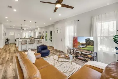 Image de Charming downtown Austin 6 bedroom Mansion