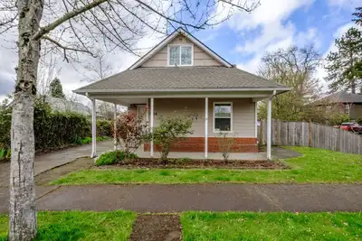 Image de Downtown Eug home Near Uo campus & Autzen Stadium